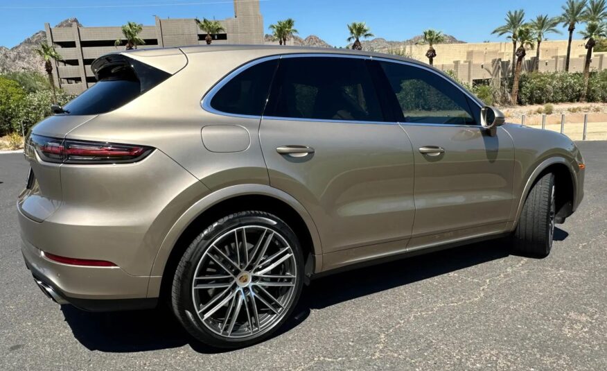 One Owner 2019 Porsche Cayenne Turbo – No Accident – 36K Miles – OneOwner